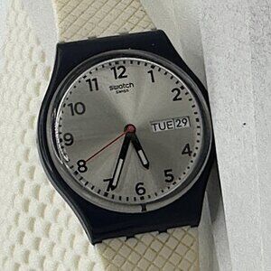 Swatch Watch White Delight GN720 Classic 2014